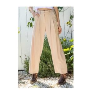 NWOT En Creme Sunday Best trousers size L light tan pleated